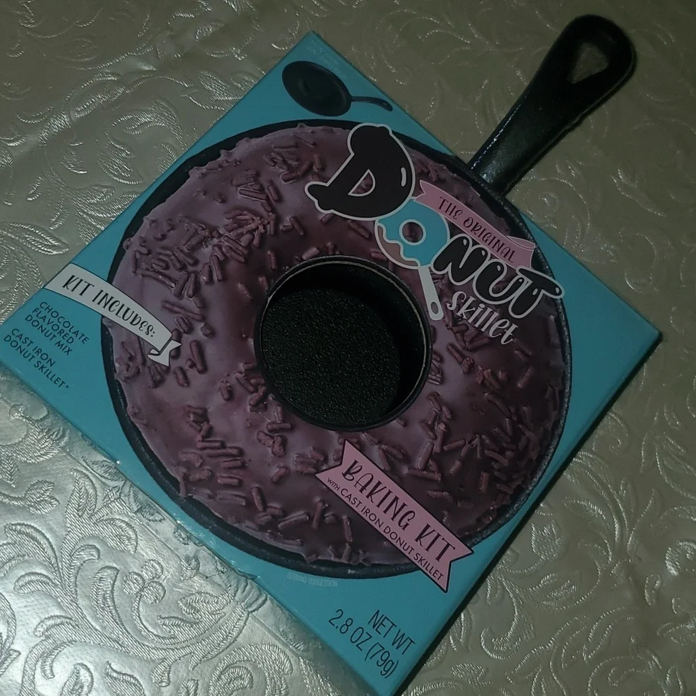 Brand new baking donut kit